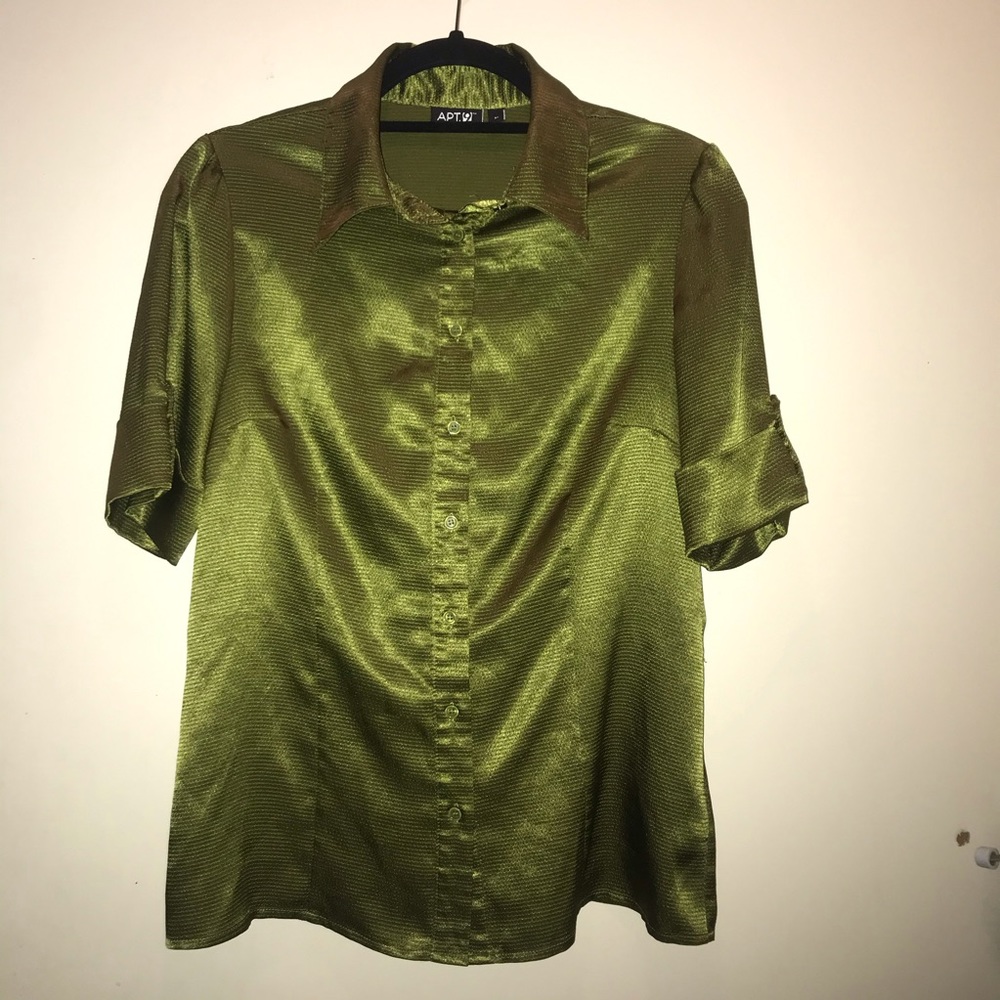 Apt 9 green button-up.